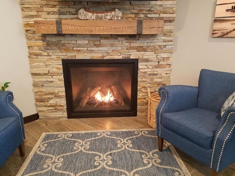 Lakes Inn at Dunvilla - photo 31