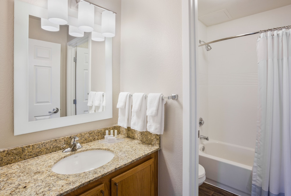 TownePlace Suites by Marriott Detroit Dearborn - photo 16
