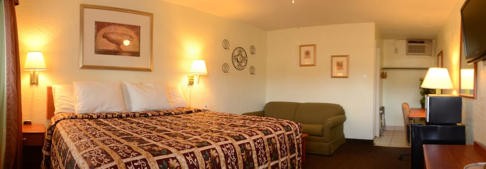 Budget Inn and Suites Colby - photo 12