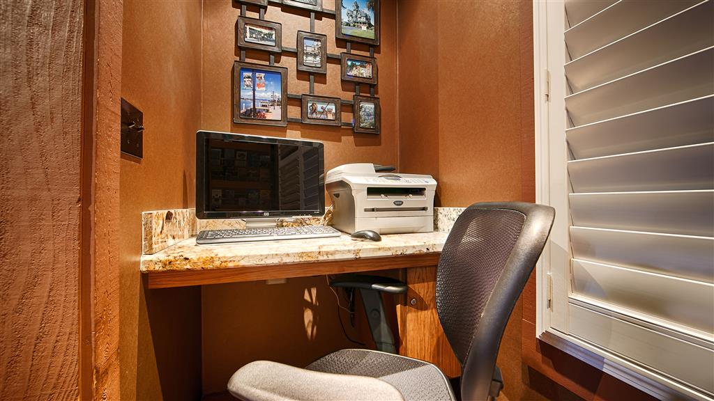 Best Western Plus Humboldt Bay Inn - photo 40