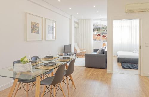 Luxury Prime Batalha Apartments — 4-Star Luxury Hotel in Porto, Portugal