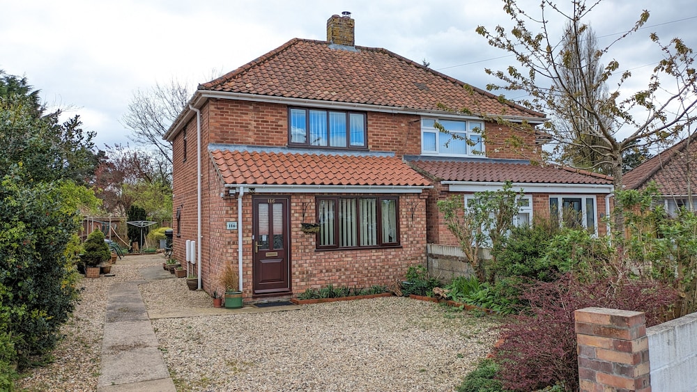 Norwichhouse Nearap 3bedroom freep tv wifi — hotel near Norwich Airport