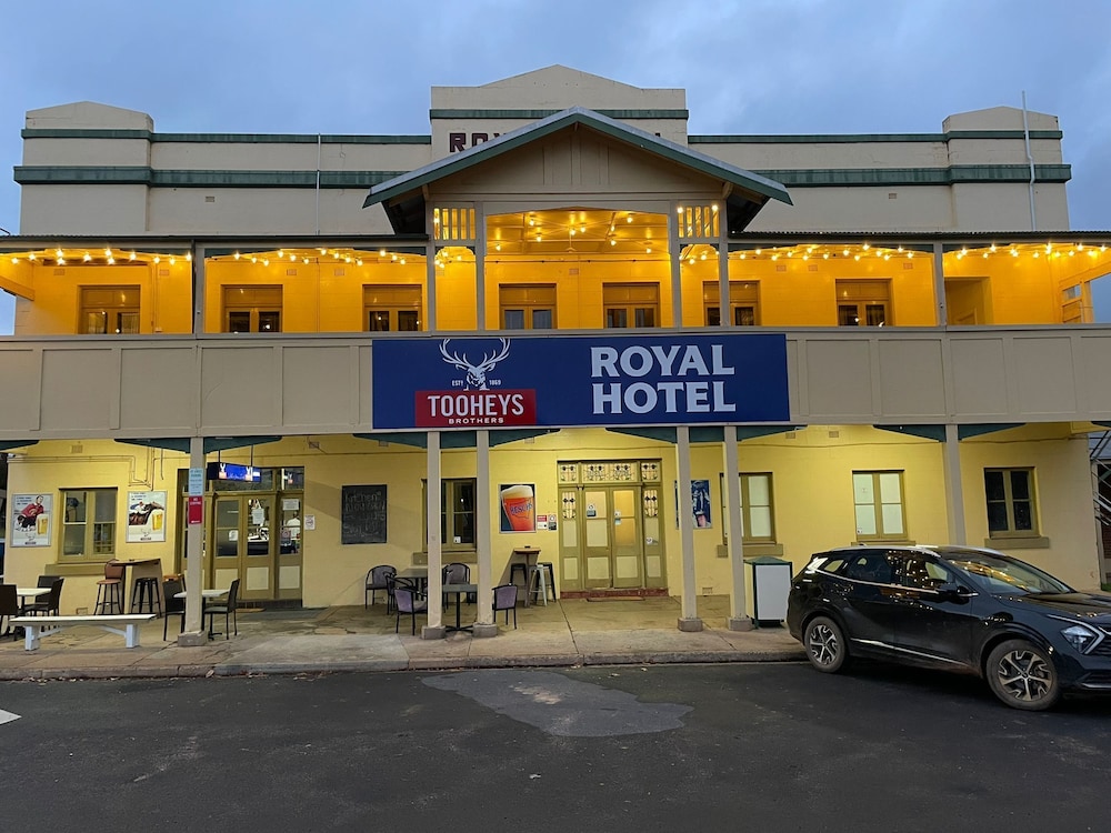 Royal Hotel - carbon neutral hotel in Unknown City