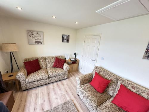 The Cosy Retreat Part of the The Bay Filey Holiday Village with pool gym and direct beach access pub restaurant tennis and meadows walks