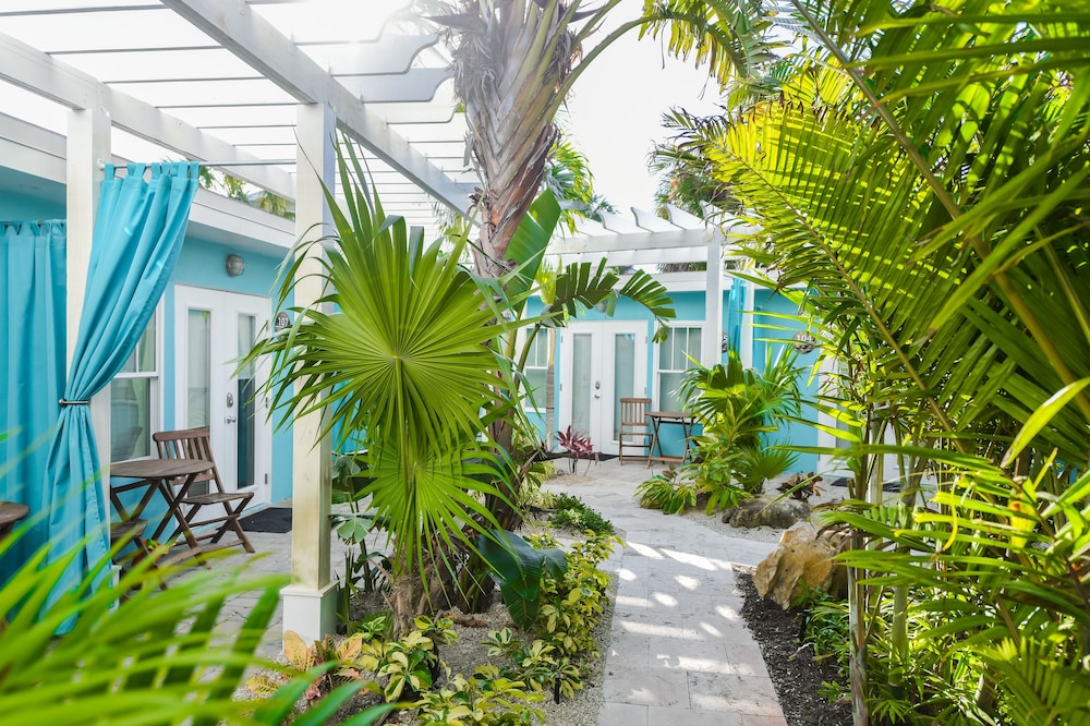 Tropical Breeze Resort - photo 216