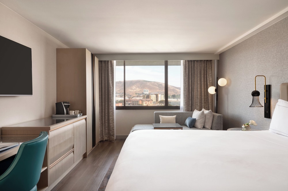 DoubleTree by Hilton San Francisco South Airport Blvd - photo 39