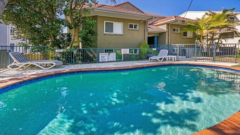 Pacific Waves Apartments — 4-Star Luxury Hotel in Noosa Heads, Australia