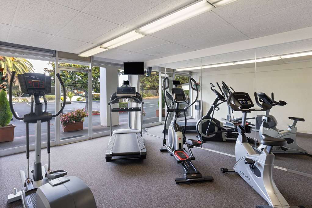 Travelodge by Wyndham Monterey Bay - photo 8