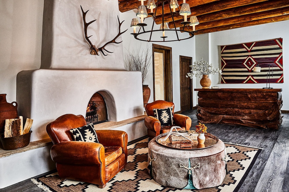 Bishop's Lodge Auberge Resorts Collection — 4-Star Luxury Hotel in Santa Fe, United States