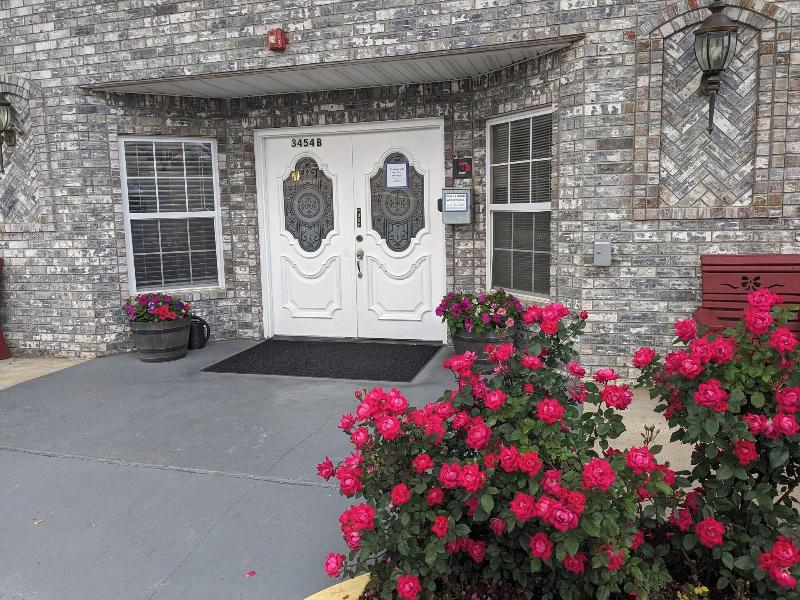 Dutton Inn - photo 20