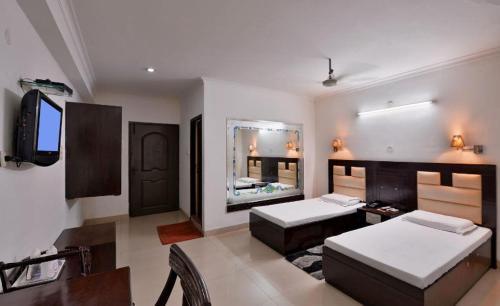 Hotel Sahil Palace