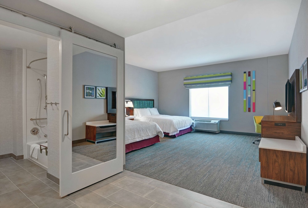 Hampton Inn & Suites Middleburg - photo 21