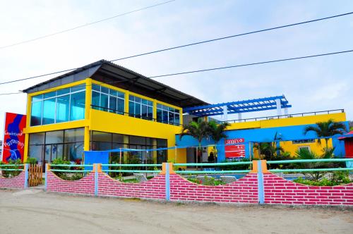 Hotel Canoa s Wonderland in Manta, Ecuador