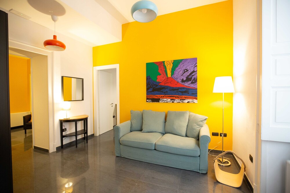 Il giardinetto a Colori by Dimorra — 4-Star Luxury Hotel in Naples, Italy