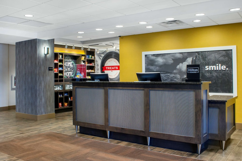 Hampton Inn Parker - photo 8
