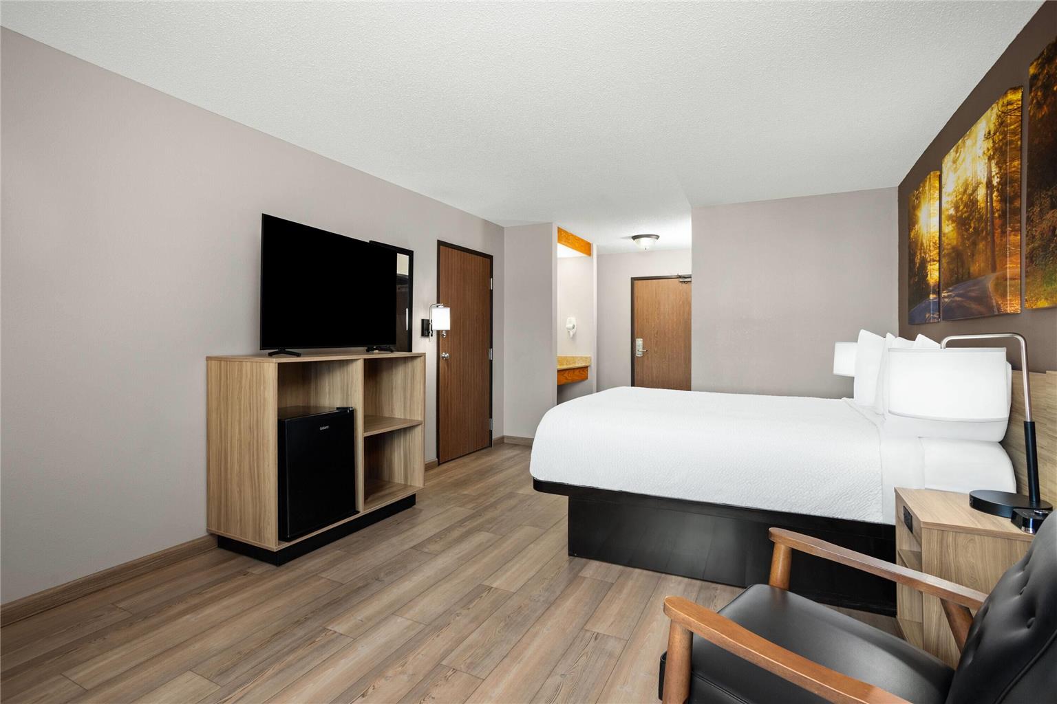 Days Inn by Wyndham Spearfish - photo 16