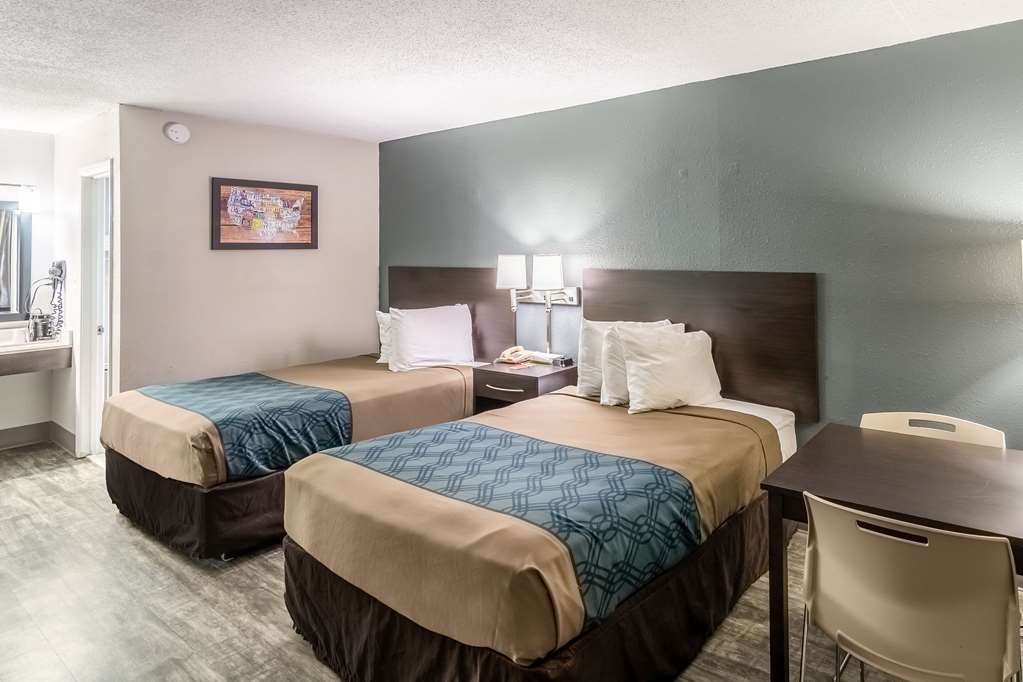 Econo Lodge Crestview South - photo 14