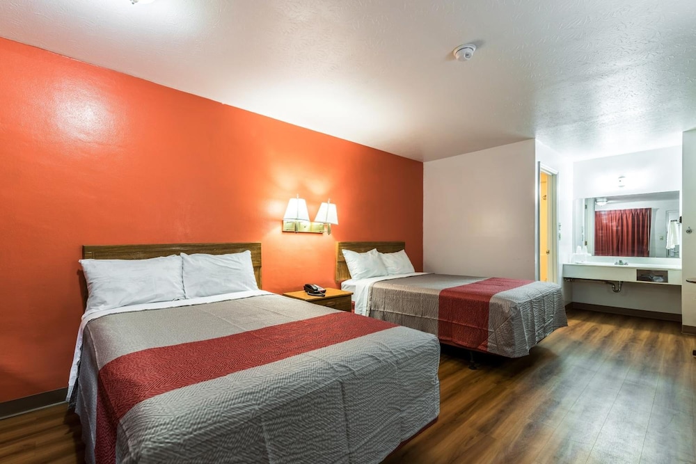 Motel 6 Attalla AL - photo 25