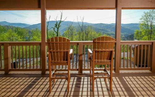 Black Bear Crossing - carbon neutral hotel in Gatlinburg