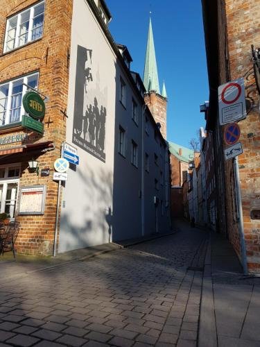 Appartementhaus Obertrave — Luebeck