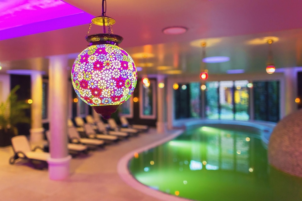 Caramell Premium Resort in Buk, Hungary