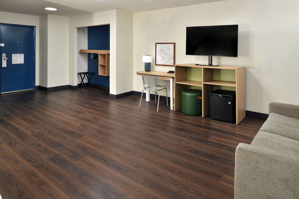 Spark by Hilton Dallas Medical District Love Field - photo 26