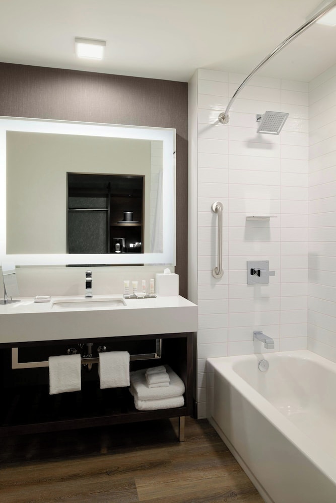 Marriott Tacoma Downtown - photo 44