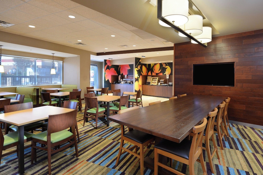 Fairfield Inn & Suites by Marriott Raleigh Capital Blvd. I 540 - featured photo
