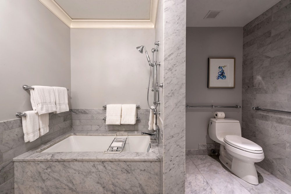Waldorf Astoria Chicago - photo 69