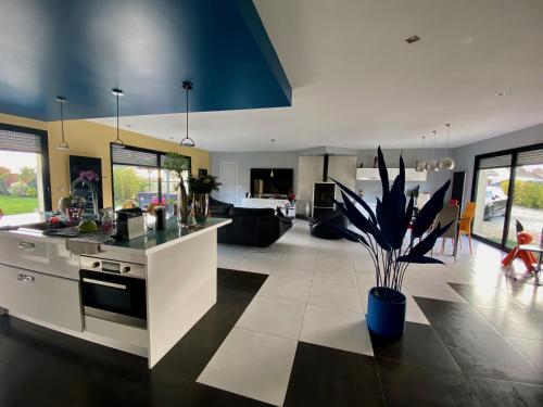 chez Nadege - carbon neutral hotel in Unknown City