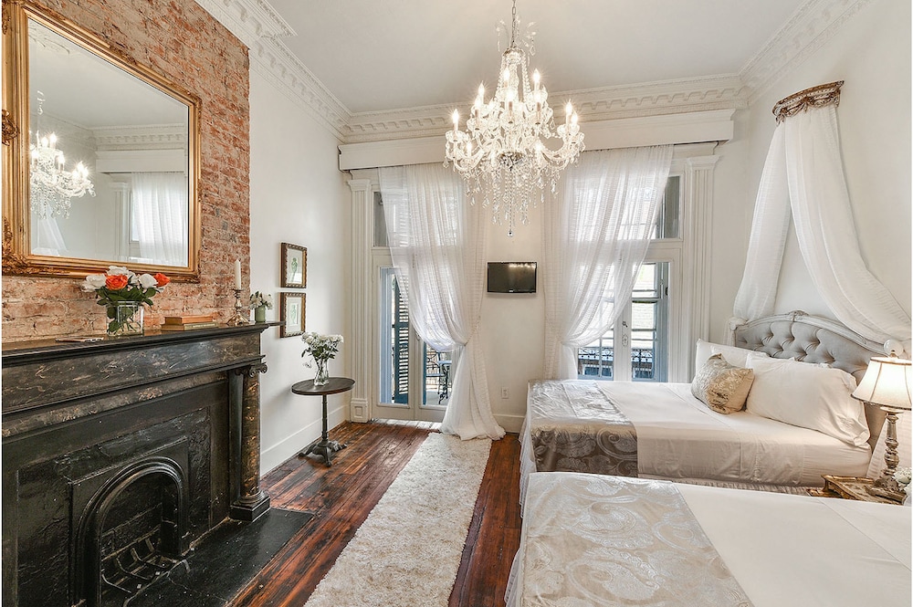 French Quarter Mansion - photo 13