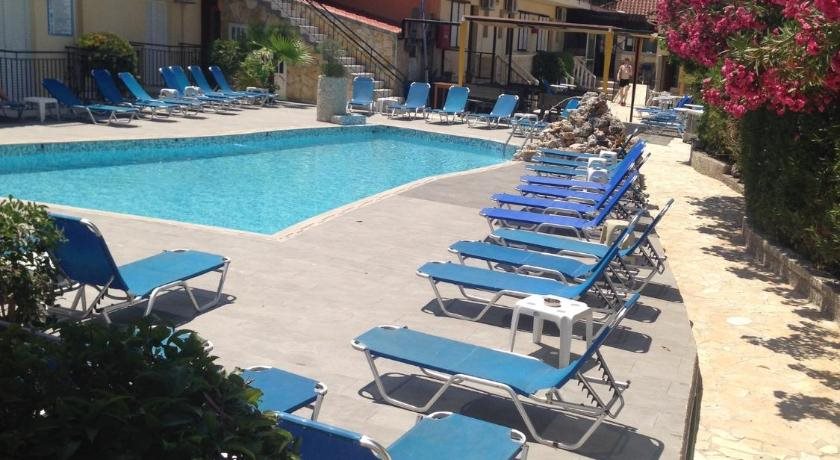 Liris Studios - carbon neutral hotel in Zakynthos