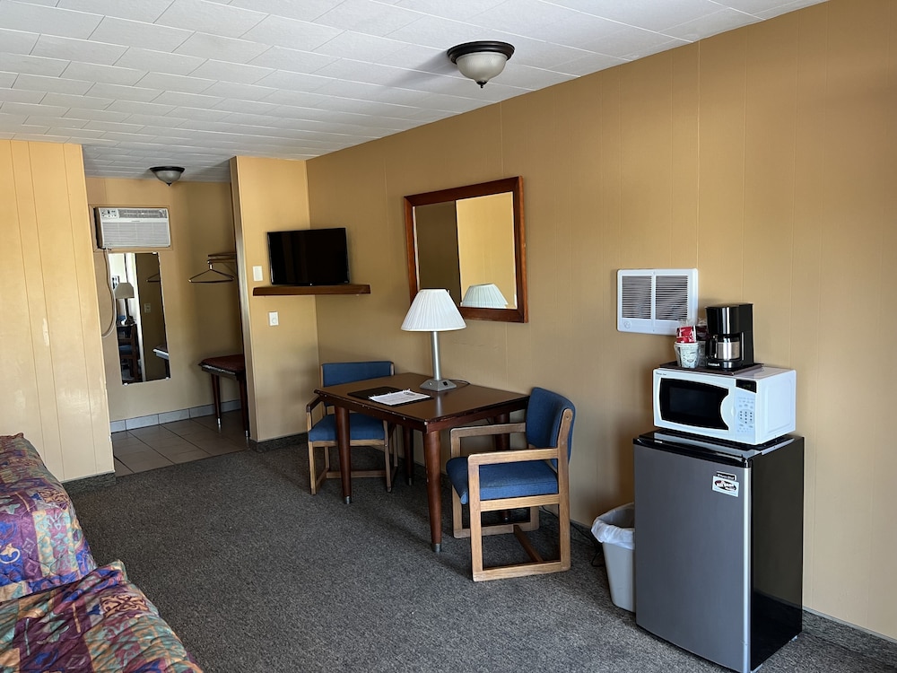 All Star Inn & Suites - photo 170