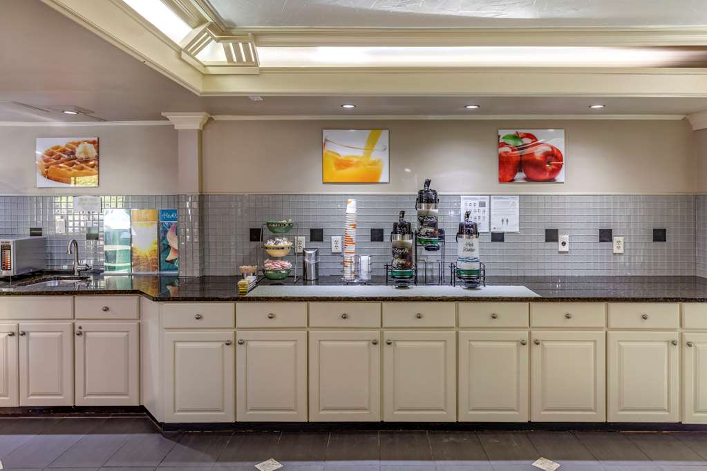 Quality Inn Duluth Atlanta Northeast - photo 30