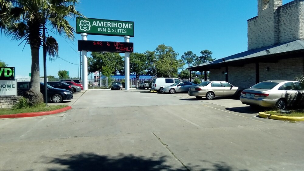 Amerihome Inn & Suites - photo 13