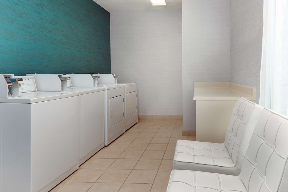 Hilton Garden Inn Tampa Riverview Brandon - photo 26