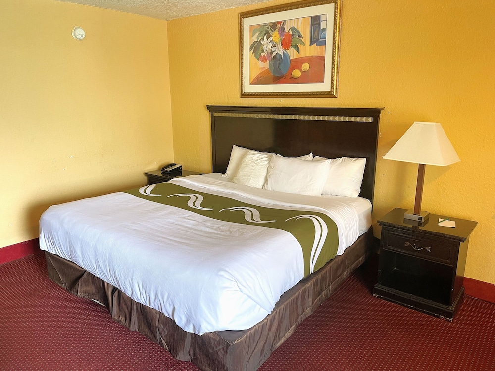 Howard Johnson by Wyndham Orlando International Drive - photo 7