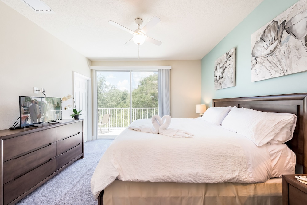 Serenity by VHC Hospitality - photo 5