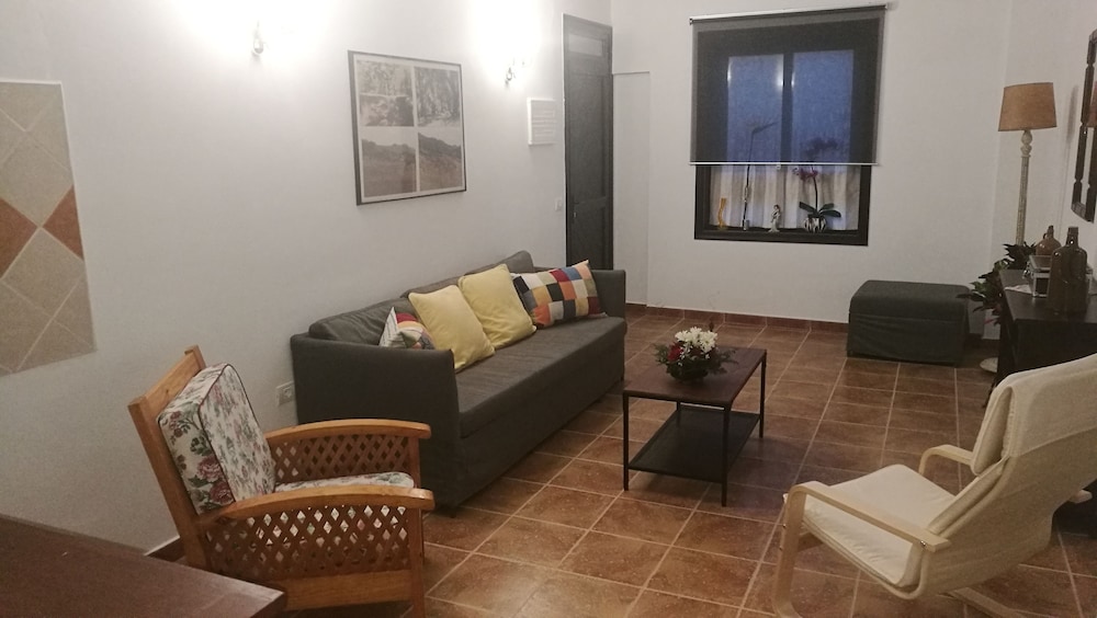 Emblema Suites Adults Only — hotel in San Miguel De Abona