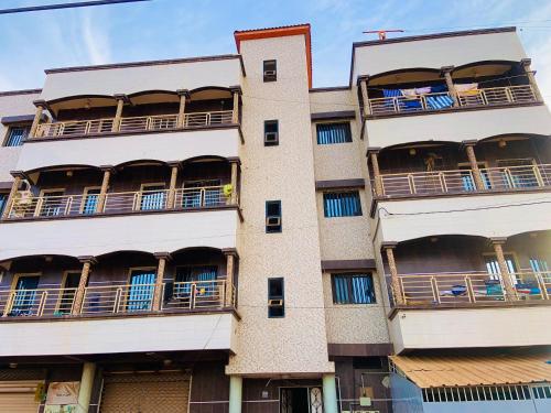 Kedougou Saraya Road — hotel in Kedougou