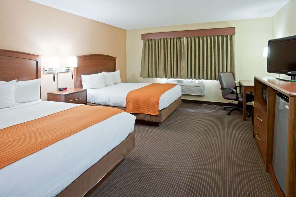 AmericInn by Wyndham Fargo West Acres - photo 13