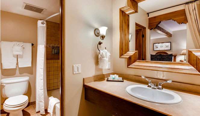 Piñon Court By La Fonda - featured photo