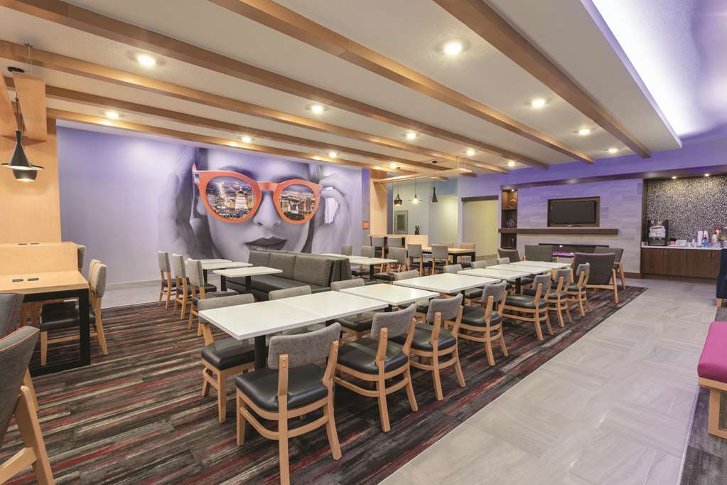 La Quinta Inn & Suites by Wyndham South Jordan - photo 33