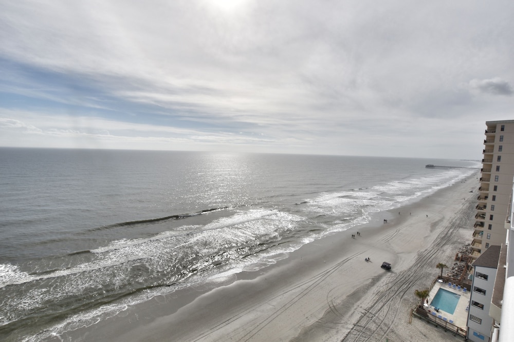 1410 Waters Edge Resort 1 Bedroom Condo by RedAwning - photo 38