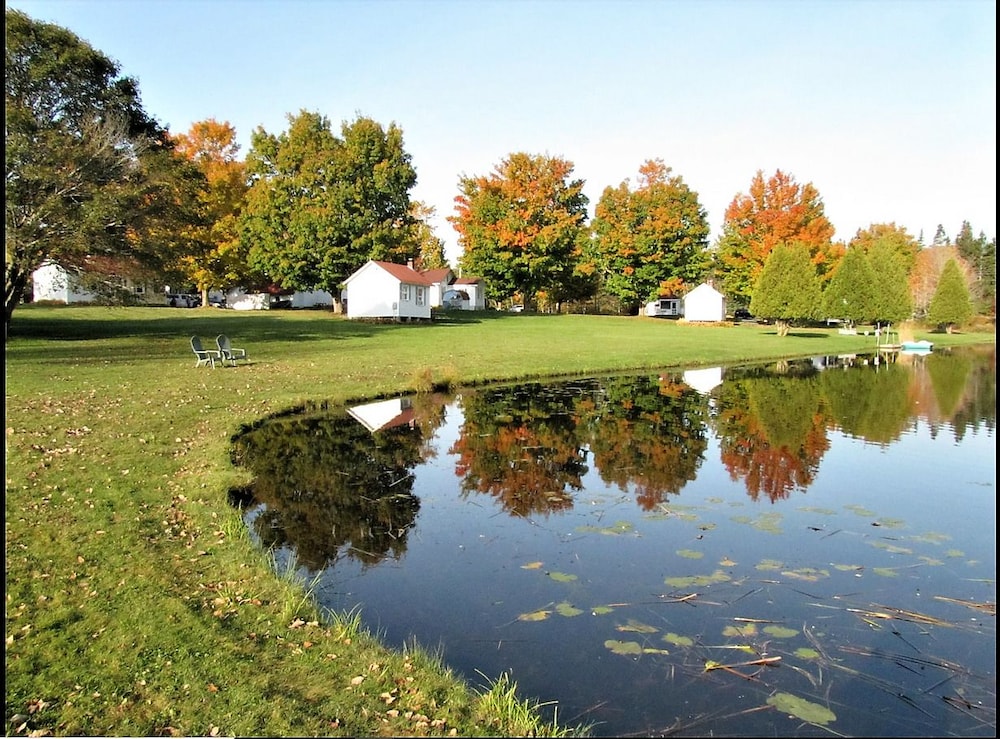 Eden Village Motel & Cottages - featured photo