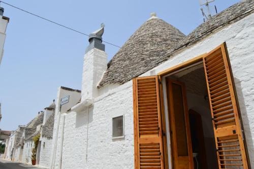 Trullo Pugliese — Alberobello — photo 2
