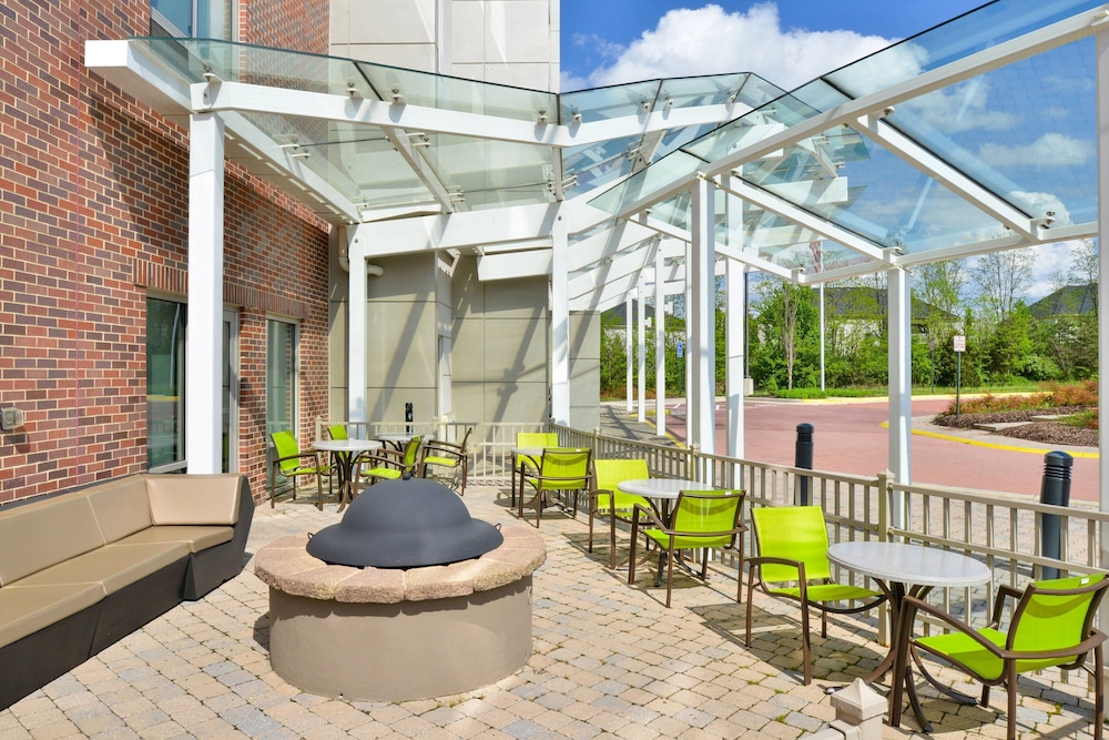 SpringHill Suites by Marriott Fairfax Fair Oaks - photo 30