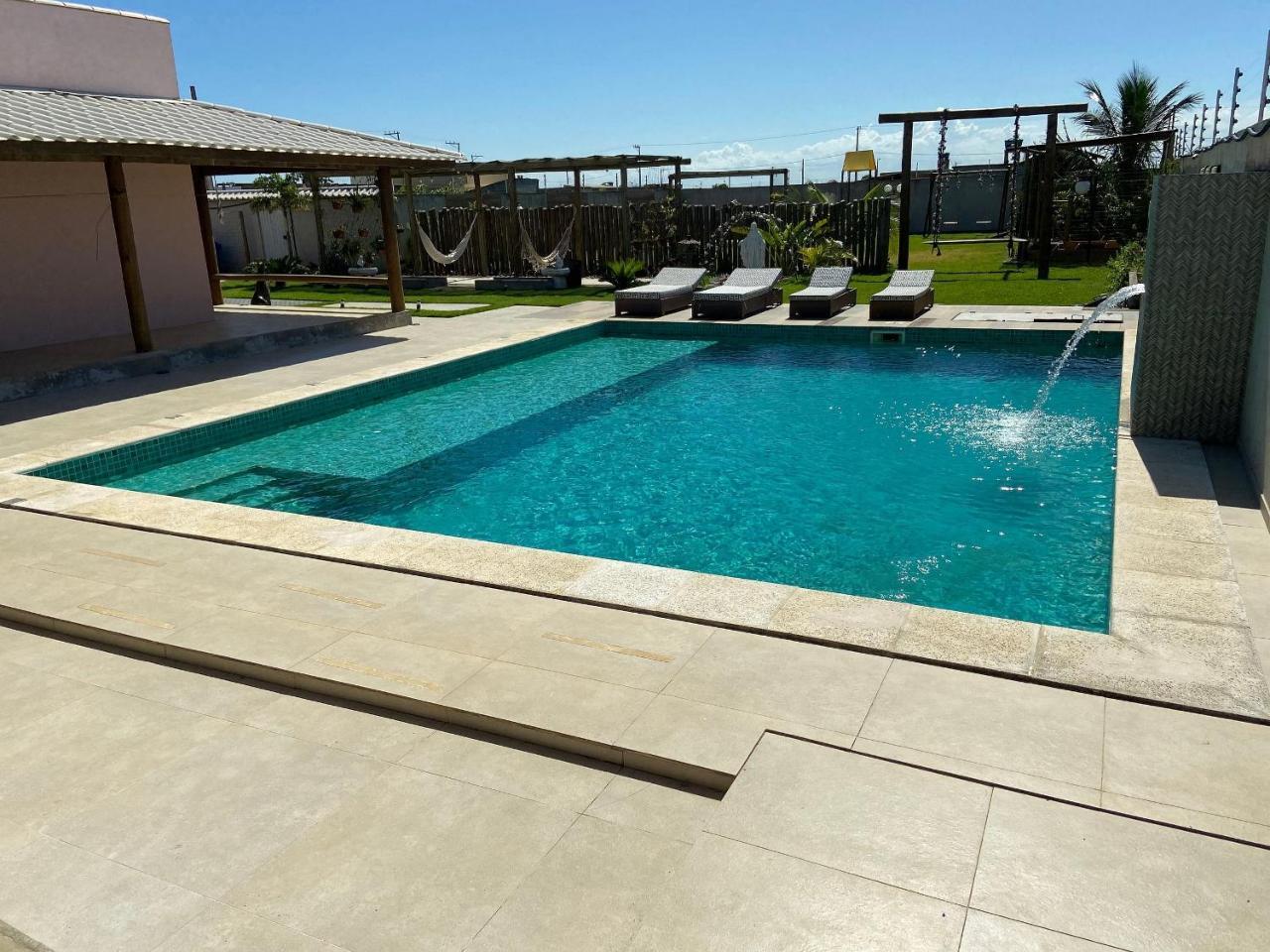 Casa 4 Quartos 2 Lofts Piscina — 4-Star Luxury Hotel in Marataizes, Brasil