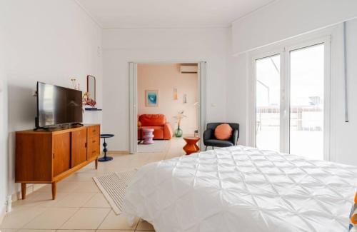 Athens City Center Gem Acropolis View Bright Spacious Flat — 4-Star Luxury Hotel in Athens, Greece