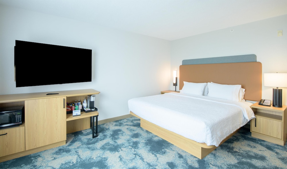 Hampton Inn Presque Isle Maine - photo 12